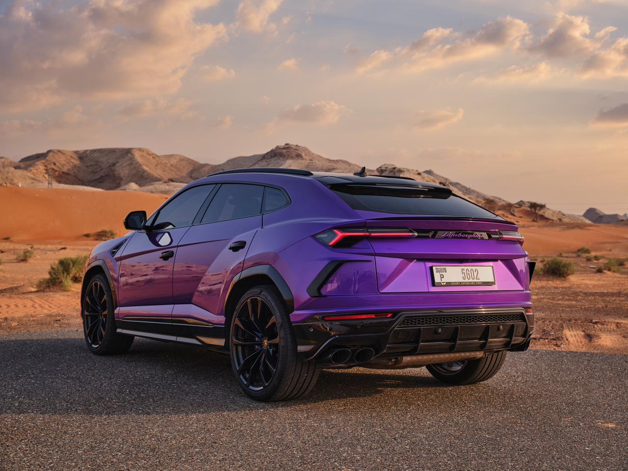 LAMBORGHINI URUS